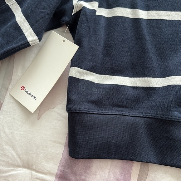 NEW Perfectly Oversized Cropped Crew - Picture 6 of 6